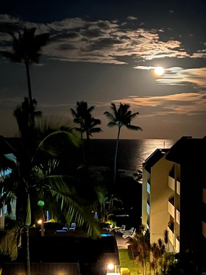 Kona Magic Ali'I - Top Floor Views, Pool, Beach, Sunsets Kailua-Kona Dış mekan fotoğraf